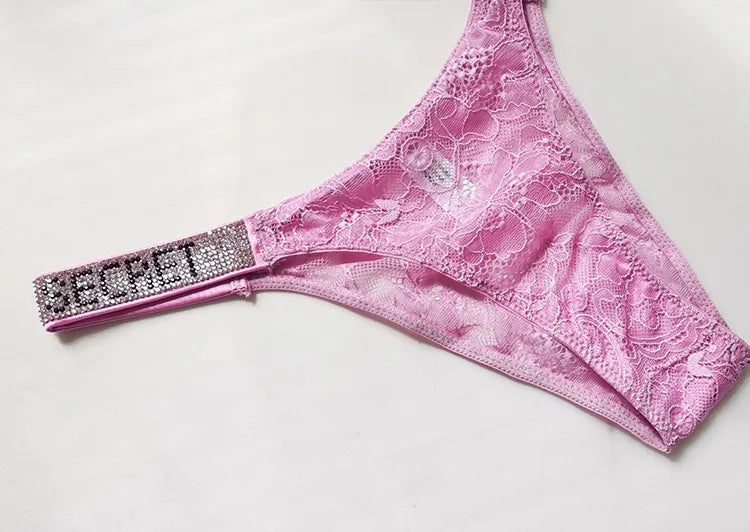 Pack of 4 pcs New Design Women's Sexy Breathable Thong Low-Rise Panties Sequined Rhinestone Lace Decoration Solid Pattern